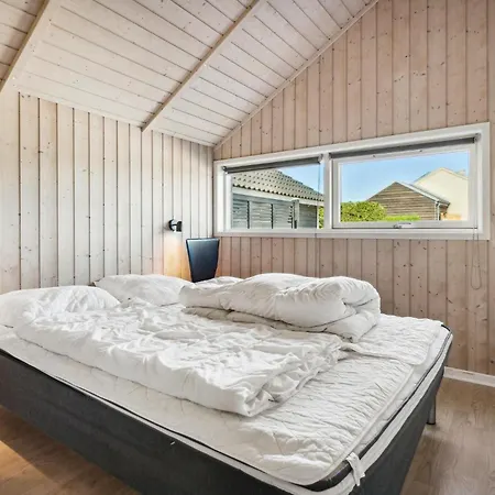 Awesome Home In Sydals With Sauna * Skovby (Syddanmark)