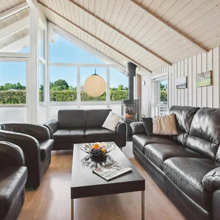 Awesome Home In Sydals With Sauna * Skovby (Syddanmark)
